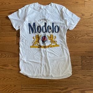 Men’s Modelo white t shirt size small perfect condition